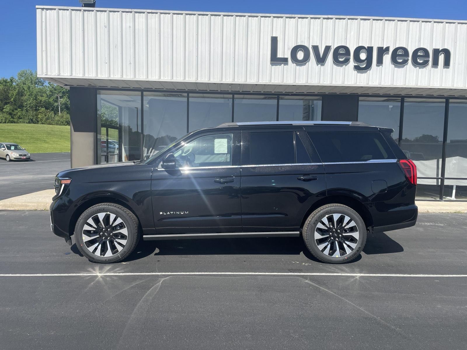 2026 Ford Expedition Platinum in Agate Black Metallic — front three-quarter view