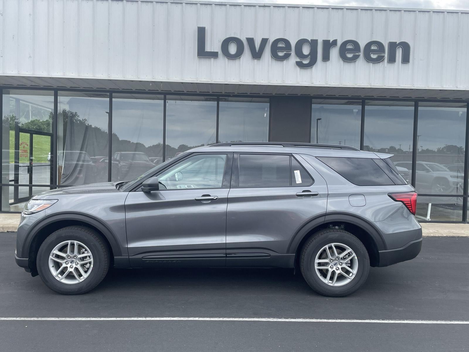 2026 Ford Explorer Active in Carbonized Gray — front three-quarter view