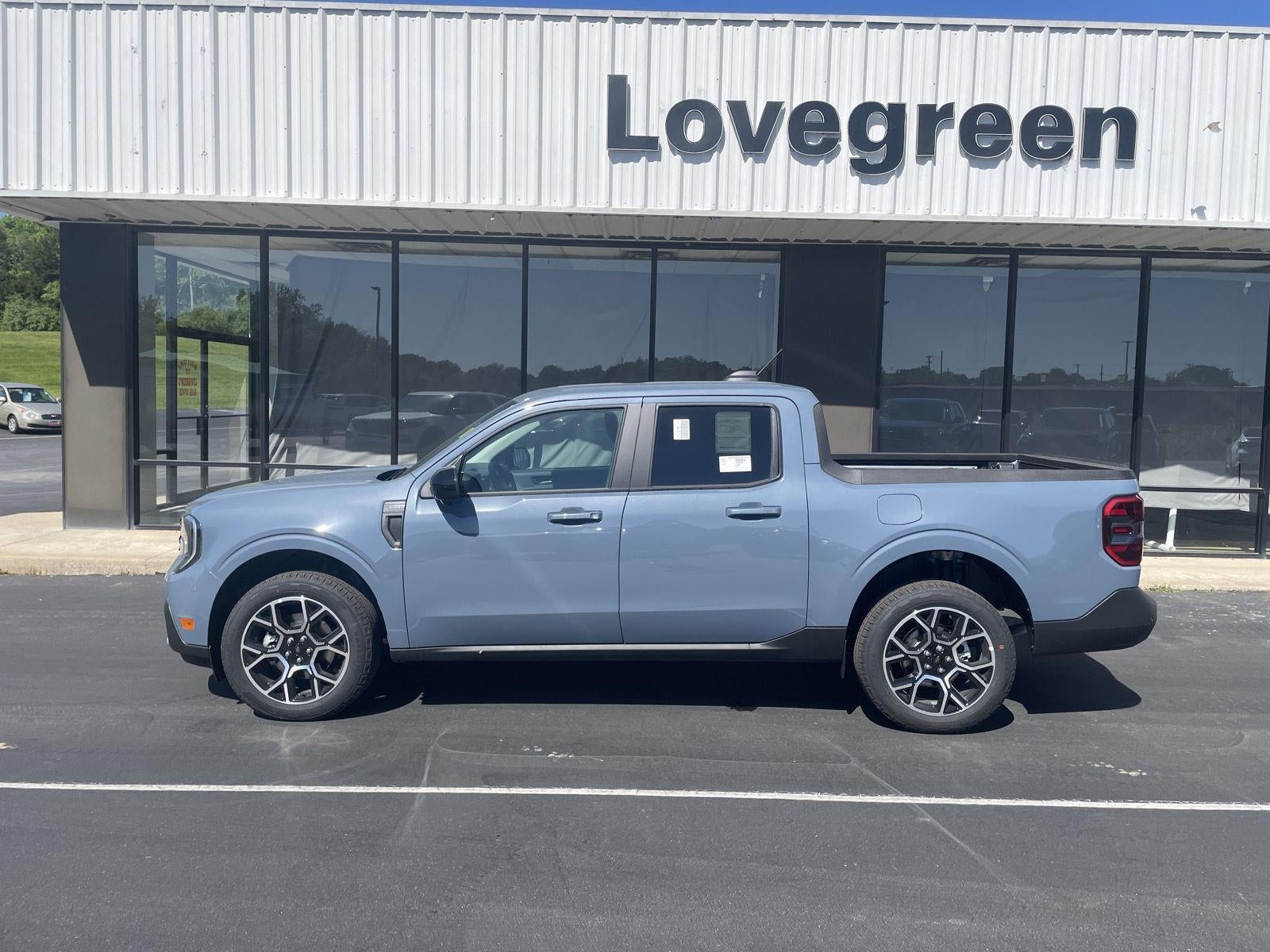 2026 Ford Maverick LARIAT in Azure Gray Metallic Tri-Coat — front three-quarter view